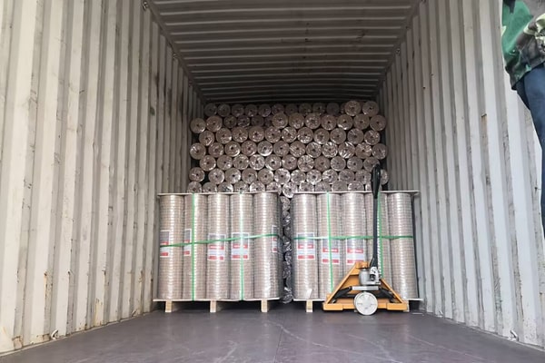 galvanised welded wire mesh roll Factory